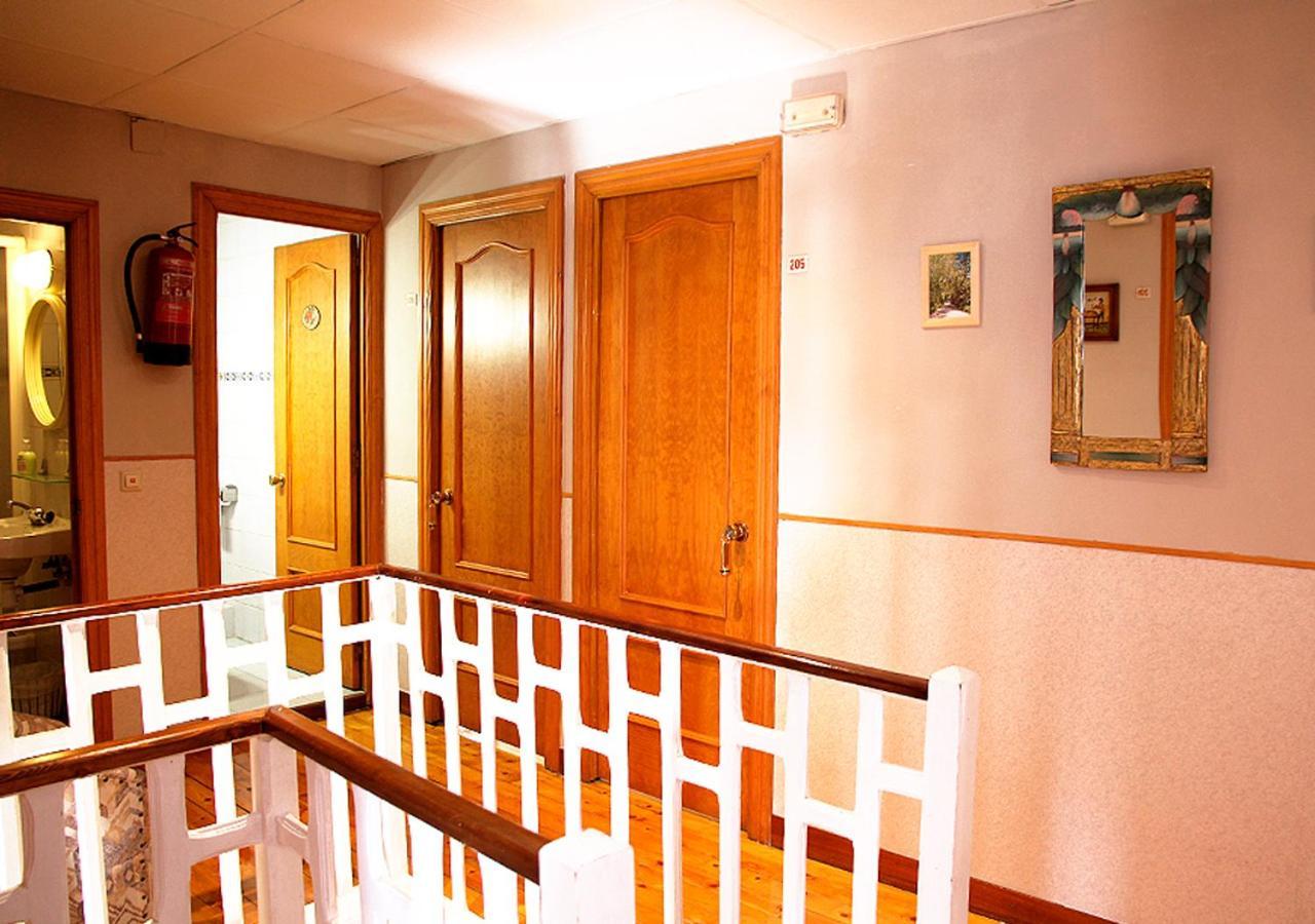 Hostal Fonda Prat Puigcerdà Екстериор снимка